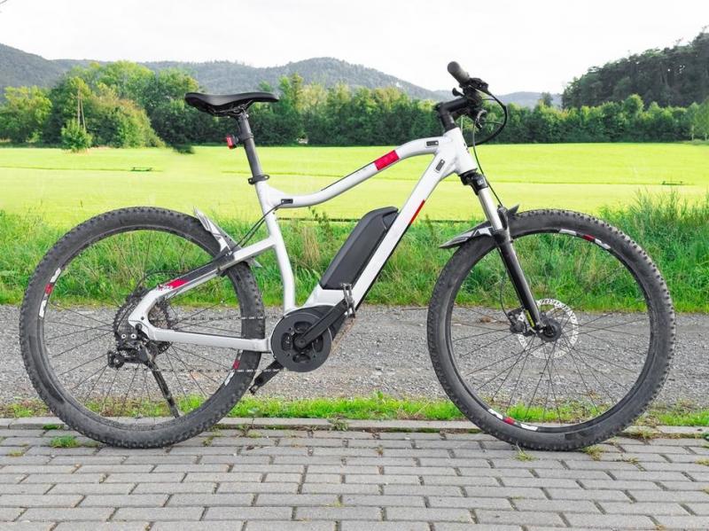 Explorez sans limites avec un VTC &eacute;lectrique, le v&eacute;lo passe-partout id&eacute;al